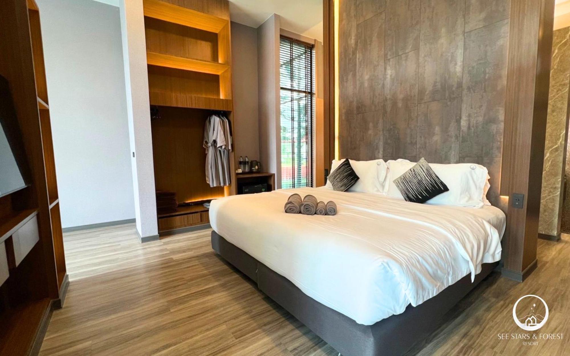 See Stars & Forest Resort Amphoe Sawang Daen Din Ngoại thất bức ảnh