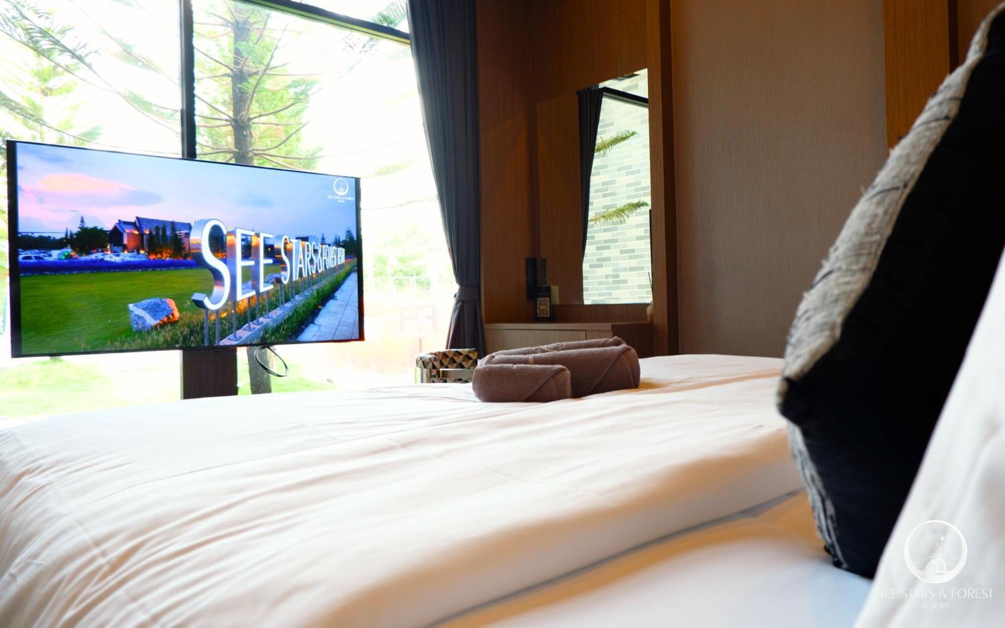 See Stars & Forest Resort Amphoe Sawang Daen Din Ngoại thất bức ảnh